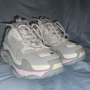 Balenciaga Women’s triple s sneakers
